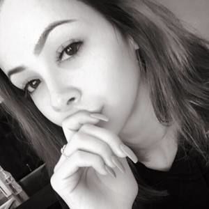 Meet your Posher, Lauren